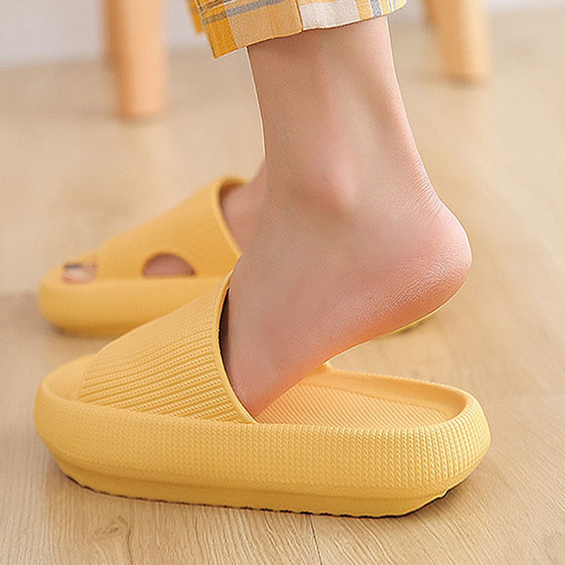 New 4CM Thick-soled Sandals And Slippers For Women Summer Indoor And Outdoor Home Stepping On Feces Feeling Bathing Couple Men&amp;#039;s Heightened Rubber And Plastic Sandals